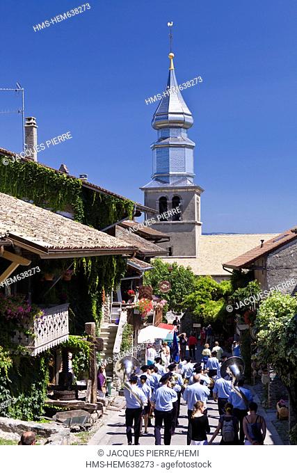 France, Haute Savoie, Le Chablais, Yvoire, labeled Les Plus Beaux Villages de France the Most Beautiful Villages of France