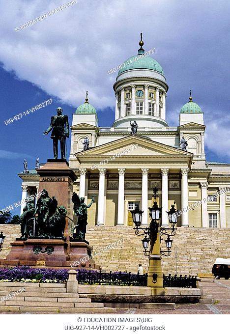 Statue of the Russian Czar Alexander the II and the Helsinki Lutheran Cathedral, Finland
