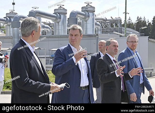 Markus SOEDER (Prime Minister of Bavaria and CSU Chairman) and Hubert AIWANGER (Free Voters, Minister of Economic Affairs of Bavaria) visit the Bierwang natural...