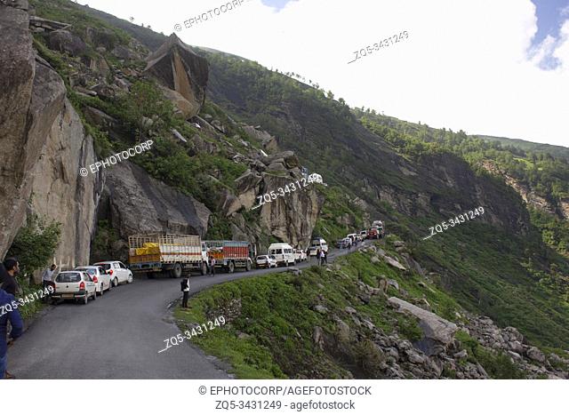 Traffic at Rohtang Pass, Himachal Pradesh, India