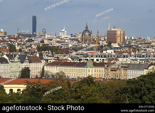 Blick von der Gloriette über die Dächer von Wien, Österreich, Europa | Gloriette view over Vienna, Austria, Europe