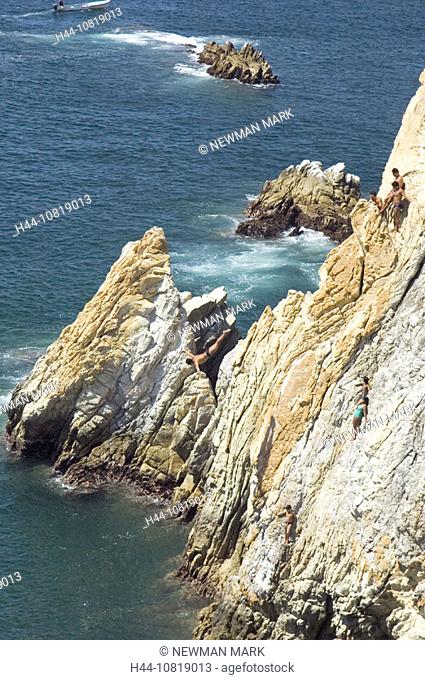 cliff jumpings, cliff jumpers, rocks, coast, cliffs, sea, La Quebrada Cliffs, Acapulco, Mexico, Central America