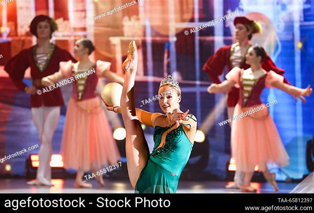RUSSIA, NIZHNY NOVGOROD - DECEMBER 16, 2023: A gymnast performs during the Swan Lake gymnastics show at the Nagorny cultural and entertainment complex