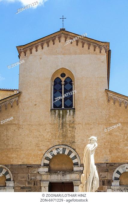 Lucca, Church San Salvatore, skulpture, Italy