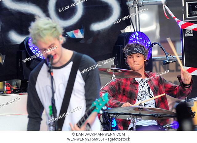 Australian pop punk band 5 Seconds of Summer draws a huge crowd as they perform live on the 'Today' show as part of the 2014 Summer Concert Series Featuring: 5...