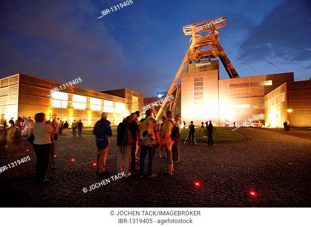 Headframe or winding tower of the Zollverein Coal Mine, Shaft XII, during Extraschicht, extra shift, night of industrial culture, UNESCO World Heritage Site