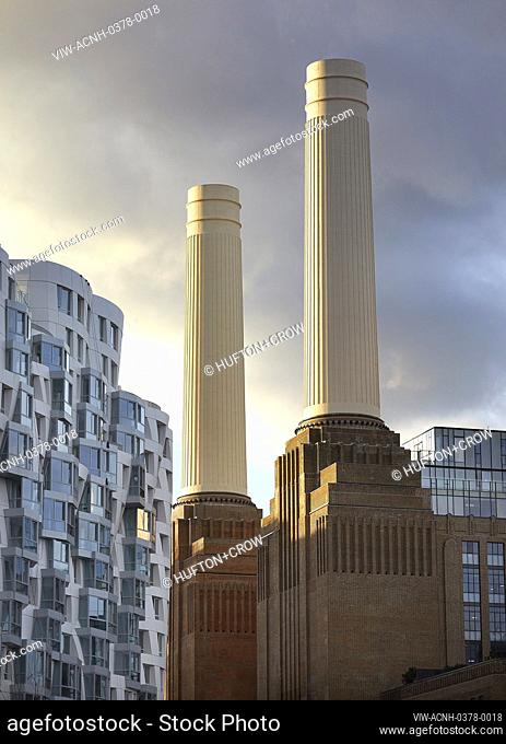 Prospect place in juxtaposition to iconic BPS chimneys. Prospect Place Battersea Power Station Frank Gehry, London, United Kingdom