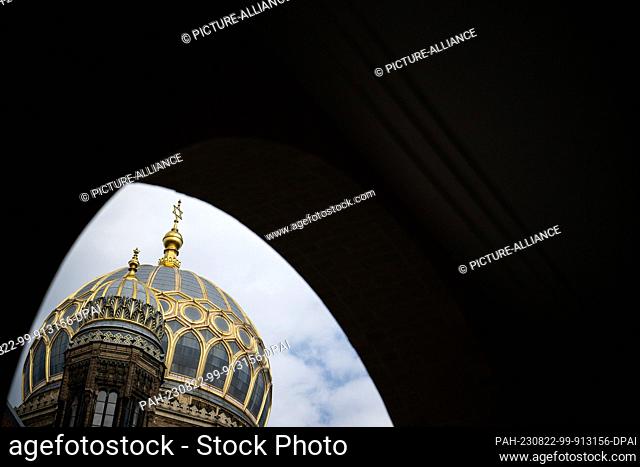 PRODUCTION - 21 August 2023, Berlin: The dome of the Centrum Judaicum, which also houses the New Synagogue Berlin and the Jewish Community of Berlin