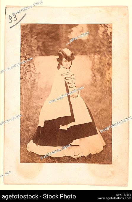 La robe d'été. Artist: Pierre-Louis Pierson (French, 1822-1913); Date: 1860s; Medium: Albumen silver print from glass negative; Dimensions: 7.6 x 11