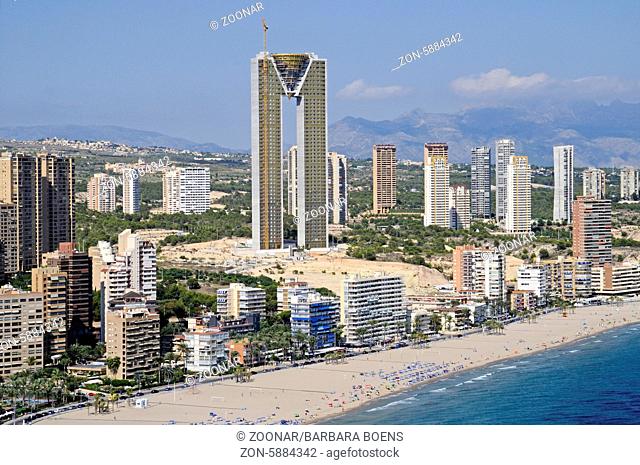 Intempo skyscraper, Playa de Poniente, beach, Benidorm, Province of Alicante, Spain, Europe, Intempo Hochhaus, Playa de Poniente, Strand, Benidorm