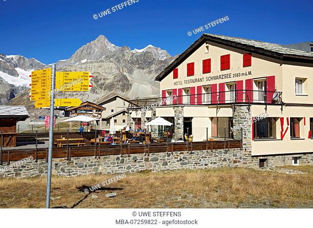 Hotel 'Schwarzsee' in front of Obergabelhorn and Wellenkuppe near Zermatt