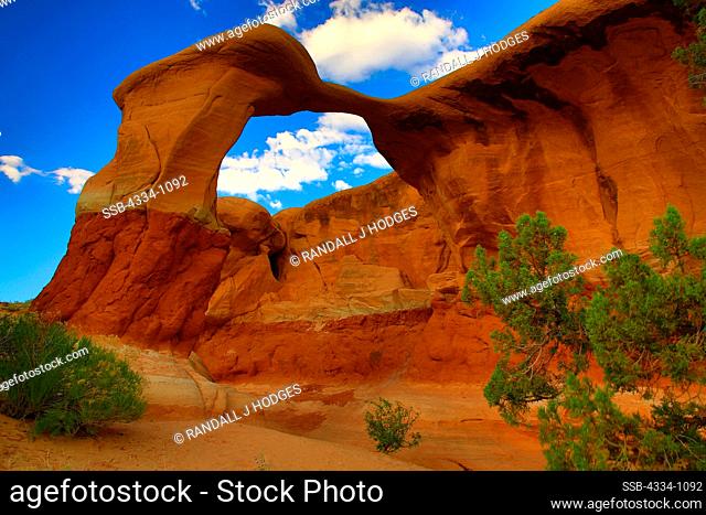 USA, Utah, Escalante National Monument, Devils Garden, Metate Arch