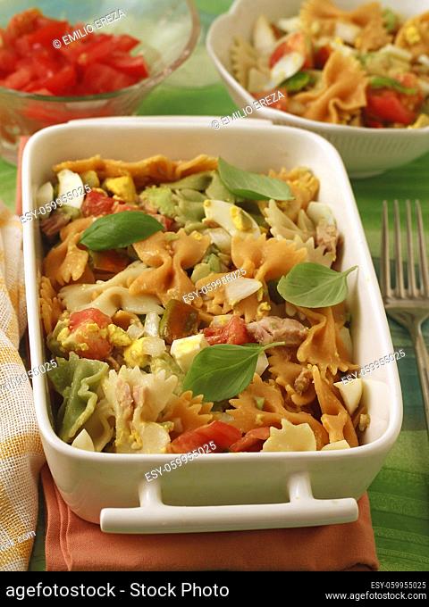 Pasta salad with farfalle and vegetables