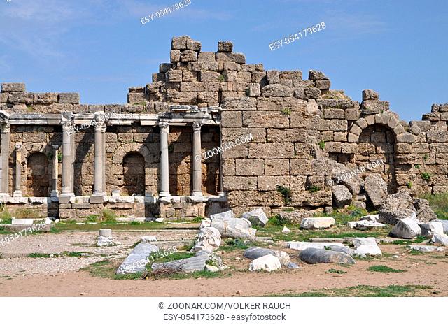 side, türkei, türkische riviera, antik, antike, historisch, ruine, ruinen, agora, archäologie, römer, römisch