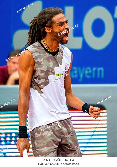 Germany's Dustin Brown in action during the round of sixteen match against Italy's Fabio Fognini at the ATP Tour in Munich, Germany, 01 May 2014
