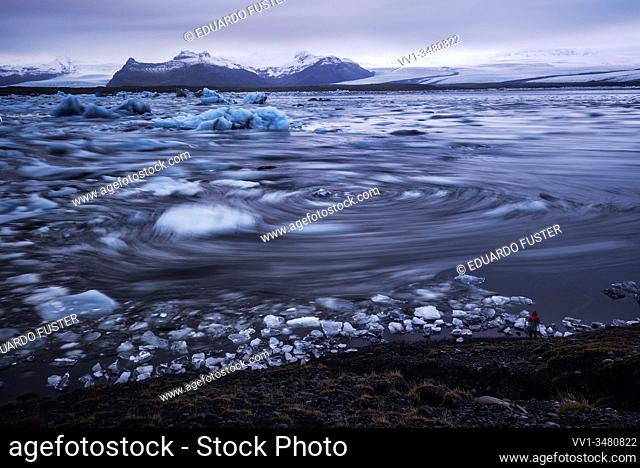 Movement of broken ice on Jokulsarlon lagoon, Jokulsarlon glacier, Iceland