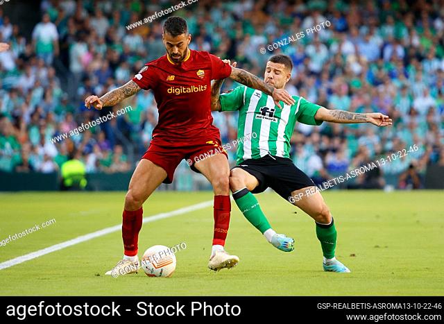 Seville, Spain. 13h, October 2022. Leonardo Spinazzola (37) of Roma abd Aitor Ruibal (24) of Real Betis seen during the UEFA Europa League match between Real...