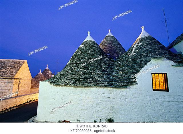Trulli Houses, Zona monumentale, Rione Monte, Alberobello Apulia, Italy