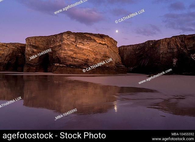 Spain, north coast, Galicia, national park, cathedral beach, Playa de las Catedrales, natural monument, evening mood