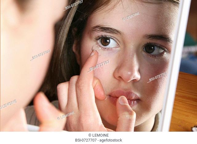 CONTACT LENS Model. 13-year-old teenager girl