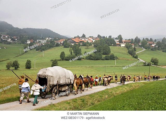 Germany, Bavaria, Lower Bavaria, People in historical sumpter procession