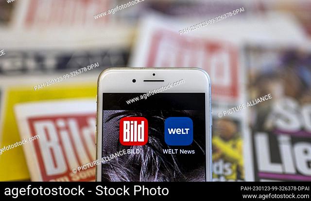 ILLUSTRATION - 23 January 2023, Berlin: The apps of the newspapers ""Bild"" and ""Die Welt"" can be seen on the screen of a smartphone
