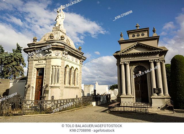 mausoleo croata, cementerio municipal Sara Braun, 1894, Punta Arenas -Sandy Point-, Patagonia, República de Chile, América del Sur