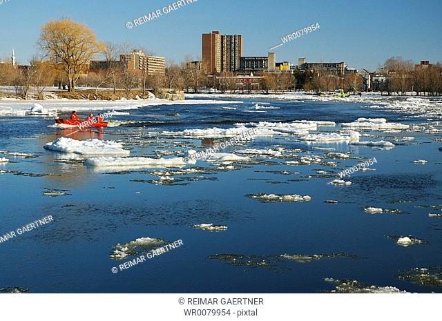 Breaking the ice on the Rideau River Ottawa
