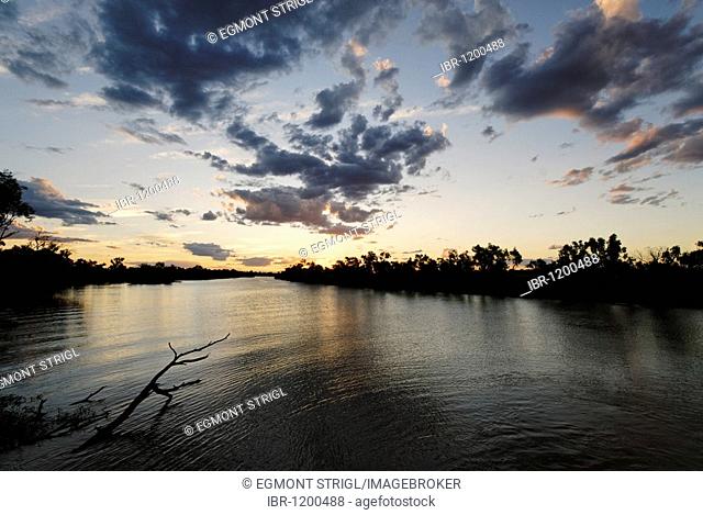 Sunset on Thomson River near Longreach, Queensland Outback, Australia
