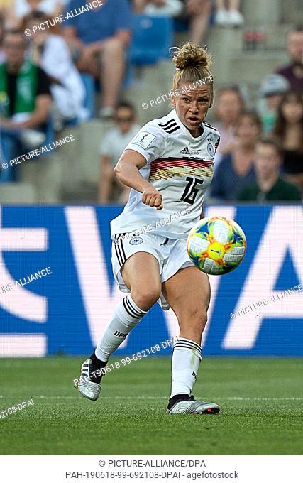 17 June 2019, France (France), Montpellier: Football, women: WM, South Africa - Germany, preliminary round, Group B, Matchday 3
