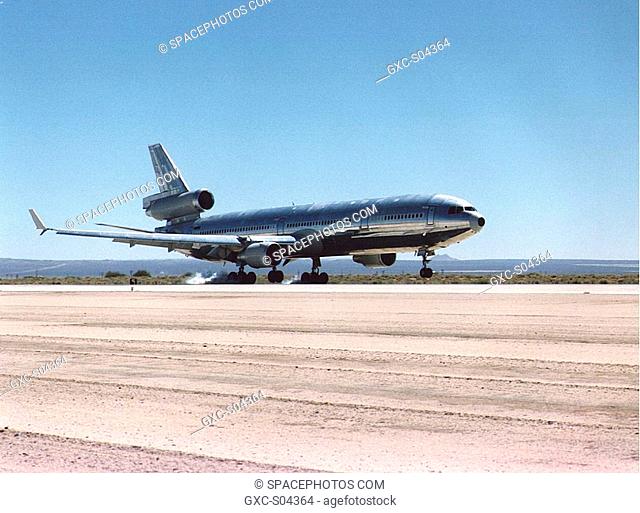 A transport aircraft lands for the first time under engine power only, as this McDonnell Douglas MD-11 touches down at 11:38 a.m., Aug