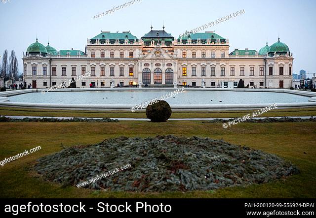 19 January 2020, Austria, Wien: In the afternoon view of the Belvedere Palace in the baroque garden. Photo: Robert Michael/dpa-Zentralbild/dpa