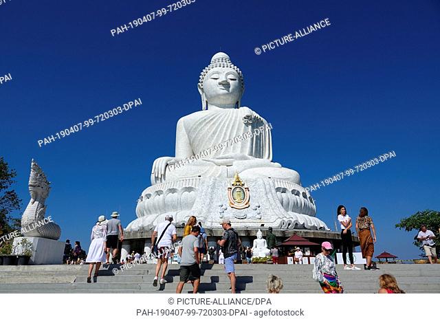 28 February 2019, Thailand, Chalong: The Great Buddha of Phuket (Big Buddha, Phra Phuttha Mingmongkhon Akenakkhiri). The Buddha statue stands on the island of...