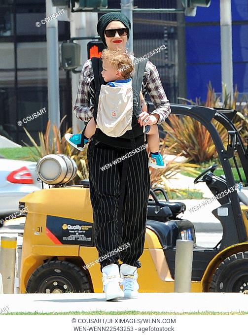 Gwen Stefani and husband Gavin Rossdale enjoy a sunny day at the park with their three boys Kingston, Zuma and Apollo. Earlier in the day Gwen took the family...