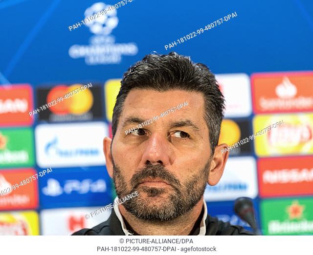 22 October 2018, Greece, Athens: Soccer: Champions League, FC Bayern Munich - AEK Athens, group stage, group E, press conference 3rd matchday