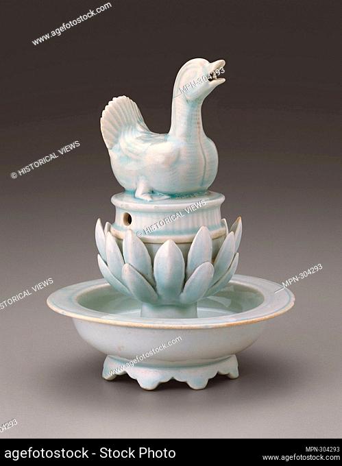 Incense Burner in the Form of a Duck - Song dynasty (960'1279), 12th century - China. Qingbai ware; porcelain with underglaze molded and carved decoration