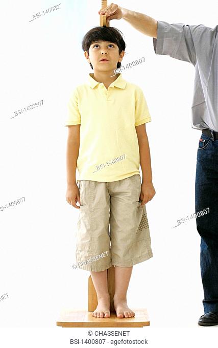 MEASURING HEIGHT IN A CHILD Model. 7-year-old boy