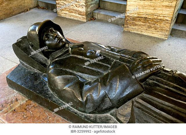 Fallen soldier in the crypt of the war memorial, anno 1924, Bavarian State Chancellery, former Army Museum in the Hofgarten or Court Garden