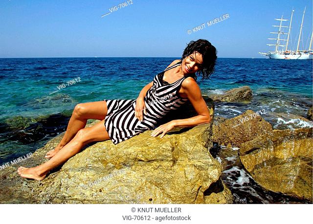 Gerit KLING, German actress, at the shooting of the ARD production - Unter Weissen Segeln - Odyssee der Herzen -, at the beach near Mykonos