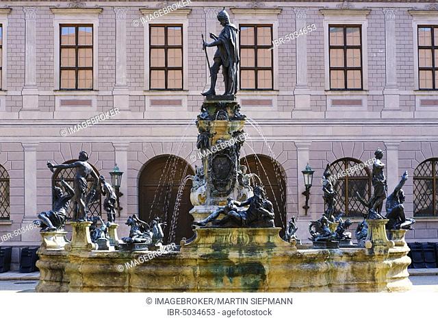 Statue of Otto von Wittelsbach on Wittelsbach fountain, Brunnenhof der Residenz, Munich, Upper Bavaria, Bavaria, Germany, Europe