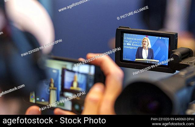 20 October 2023, Hesse, Wiesbaden: Nancy Faeser (SPD), Federal Minister of the Interior, speaks at the Federal Criminal Police Office about the current security...