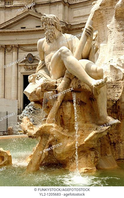 Fountain of the Four Rivers by Bellinio, designed to carry the Egyptian obalisque brough from the Circus Maximus  The 4 figures represent the Nile, Ganges