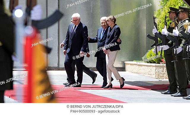 German President Frank-Walter Steinmeier (l) and his wife Elke Buedenbender (r) walk towards their car after their meeting with the President of the State of...