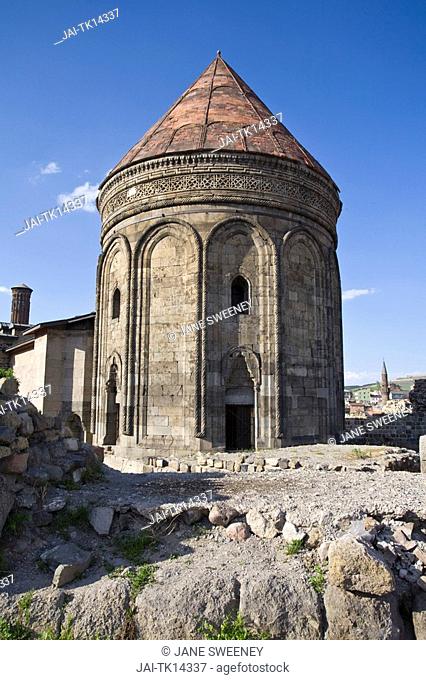 Turkey, Eastern Turkey, Erzurum, Tomb at back of Twin minaret Seminary, Cifte Minareli Medrese