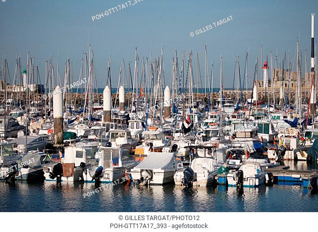 France, Le Havre, Boulevard Clémenceau, marina, cove of regattas, Photo Gilles Targat