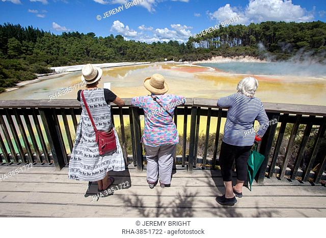 Tourists at the Champagne Pool, hot springs, Waiotapu Goethermal Wonderland, Rotorua, New Zealand, Oceania