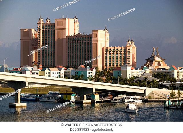 Bahamas, New Providence Island, Nassau: Atlantis Resort and Casino, Paradise Island. Morning