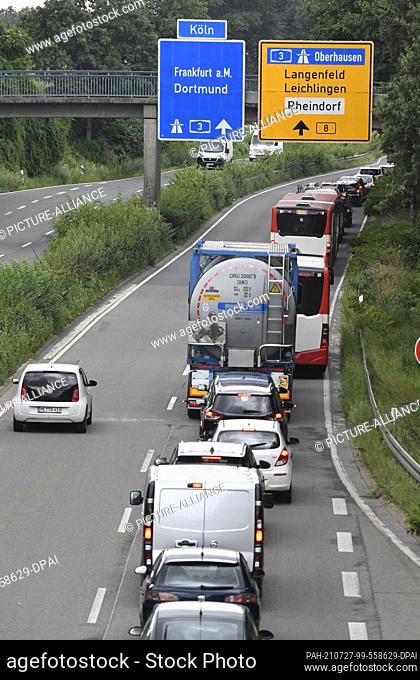 27 July 2021, North Rhine-Westphalia, Leverkusen: Traffic jams following a full closure of the Leverkusen interchange due to an explosion at the Leverkusen...