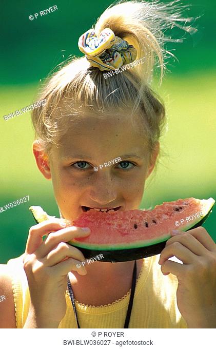 girl eating melone