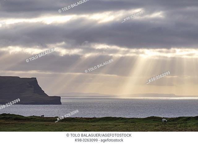 sunset, Neist Point, Isle of Skye, Highlands, Scotland, United Kingdom